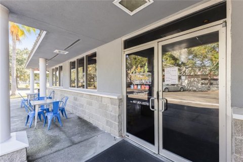 Commercial property in Orlando, Florida 376.72 sq.m. № 2115174 - photo 15