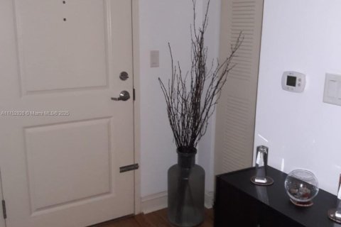 Copropriété à vendre à Miami, Floride: 2 chambres, 78.97 m2 № 1985266 - photo 4