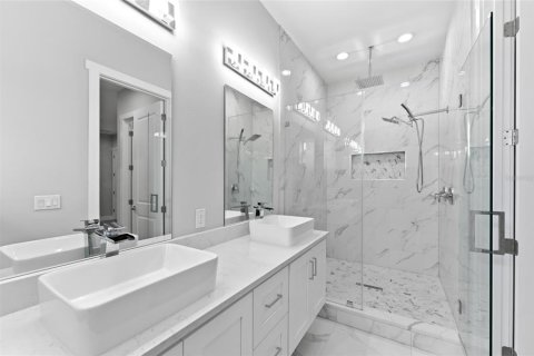Villa ou maison à vendre à Tampa, Floride: 4 chambres, 212.93 m2 № 2151574 - photo 24