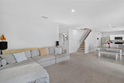 Villa ou maison à vendre à Winter Haven, Floride: 4 chambres, 213.68 m2 № 2308636 - photo 17