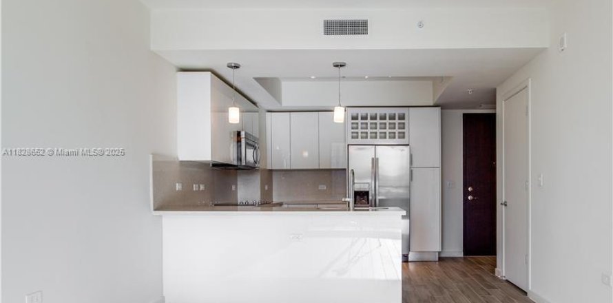 Condo à Miami, Floride, 1 chambre № 1801234