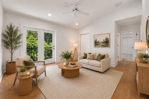 Townhouse in Winter Park, Florida 3 bedrooms, 188.59 sq.m. № 2215873 - photo 24