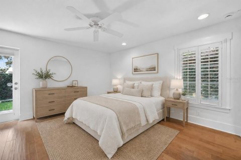 Townhouse in Winter Park, Florida 3 bedrooms, 188.59 sq.m. № 2215873 - photo 18