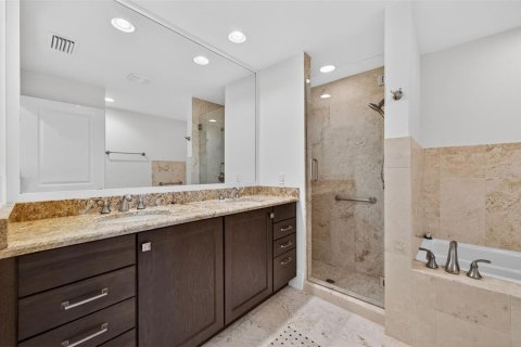 Townhouse in Winter Park, Florida 3 bedrooms, 188.59 sq.m. № 2215873 - photo 22