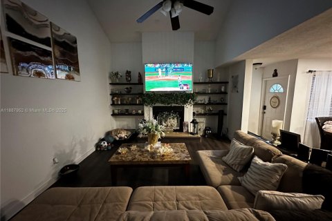 Adosado en alquiler en Coral Springs, Florida, 2 dormitorios, 112.69 m2 № 1949056 - foto 12