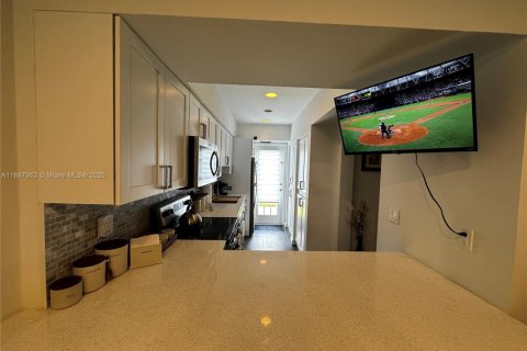 Adosado en alquiler en Coral Springs, Florida, 2 dormitorios, 112.69 m2 № 1949056 - foto 4