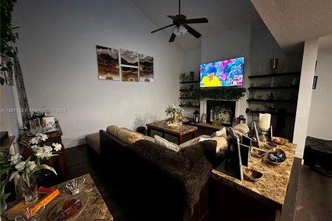 Adosado en alquiler en Coral Springs, Florida, 2 dormitorios, 112.69 m2 № 1949056 - foto 14