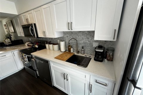 Adosado en alquiler en Coral Springs, Florida, 2 dormitorios, 112.69 m2 № 1949056 - foto 7