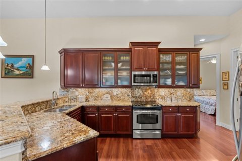 House in Palm Coast, Florida 4 bedrooms, 238.67 sq.m. № 1840631 - photo 17