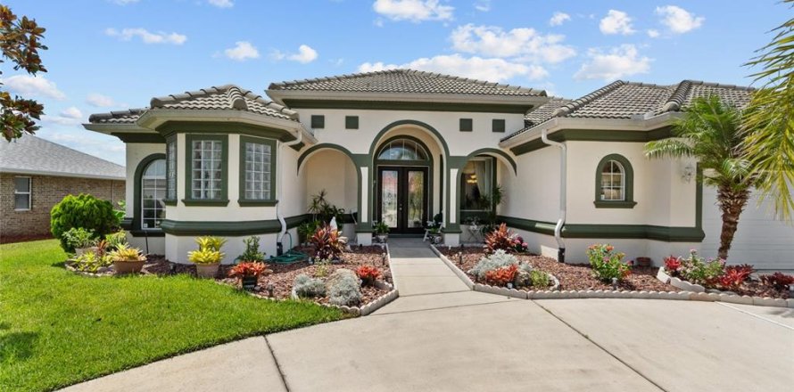 House in Palm Coast, Florida 4 bedrooms, 238.67 sq.m. № 1840631