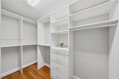 Купить кондоминиум в Форт-Лодердейл, Флорида 3 спальни, 212.56м2, № 2001934 - фото 25