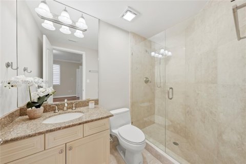 Купить кондоминиум в Форт-Лодердейл, Флорида 3 спальни, 212.56м2, № 2001934 - фото 27