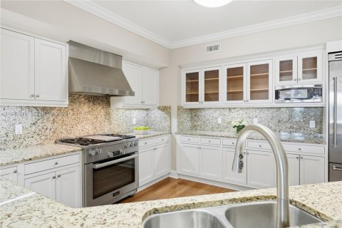 Купить кондоминиум в Форт-Лодердейл, Флорида 3 спальни, 212.56м2, № 2001934 - фото 18