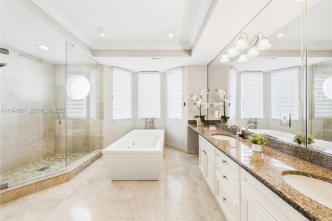 Купить кондоминиум в Форт-Лодердейл, Флорида 3 спальни, 212.56м2, № 2001934 - фото 22