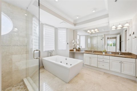 Купить кондоминиум в Форт-Лодердейл, Флорида 3 спальни, 212.56м2, № 2001934 - фото 21