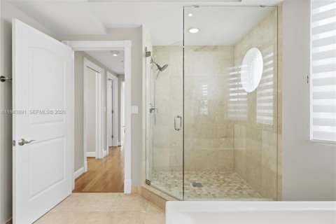 Купить кондоминиум в Форт-Лодердейл, Флорида 3 спальни, 212.56м2, № 2001934 - фото 23