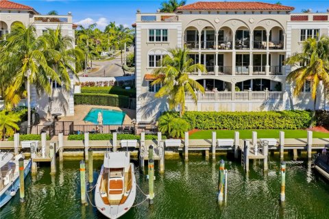 Купить кондоминиум в Форт-Лодердейл, Флорида 3 спальни, 212.56м2, № 2001934 - фото 6