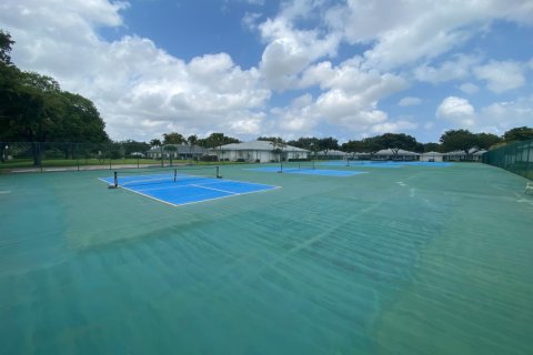 Condo in Boynton Beach, Florida, 1 bedroom  № 1174060 - photo 1