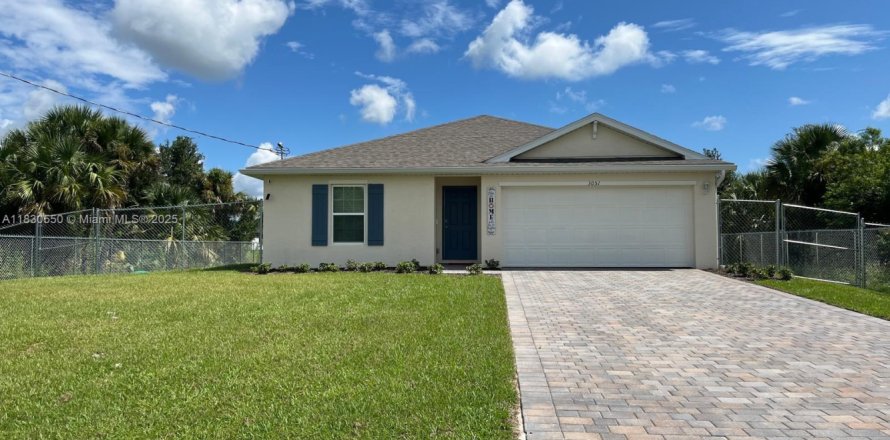 House in LaBelle, Florida 4 bedrooms, 139.26 sq.m. № 1934128
