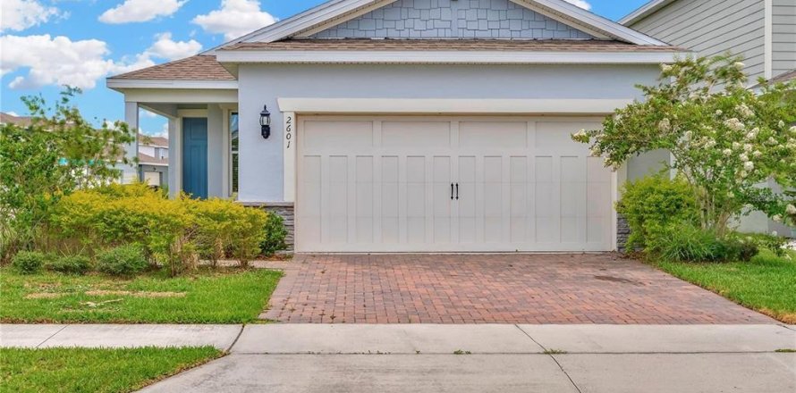 Casa en Kissimmee, Florida 4 dormitorios, 146.79 m2 № 1904193