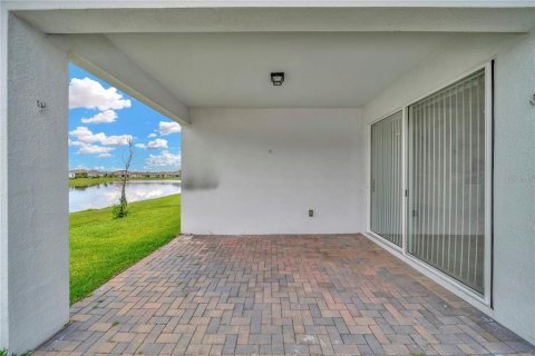 Casa en alquiler en Kissimmee, Florida, 4 dormitorios, 146.79 m2 № 1904193 - foto 21