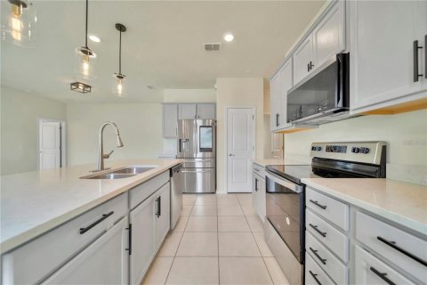 Casa en alquiler en Kissimmee, Florida, 4 dormitorios, 146.79 m2 № 1904193 - foto 6