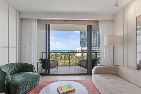 Condo in Miami Beach, Florida  № 1937496 - photo 2