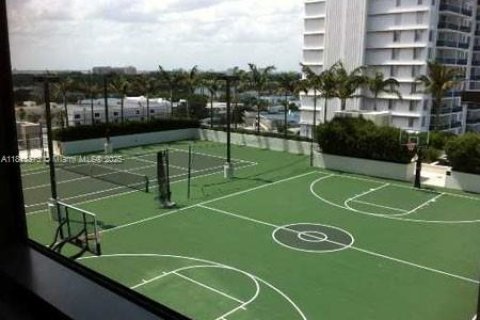 Condominio en venta en Miami Beach, Florida, 45.52 m2 № 1937496 - foto 17