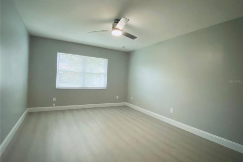 Villa ou maison à louer à Apopka, Floride: 3 chambres, 141.03 m2 № 2425622 - photo 23