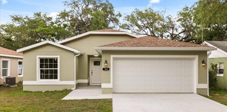 Villa ou maison à Leesburg, Floride 4 chambres, 142.23 m2 № 2136785