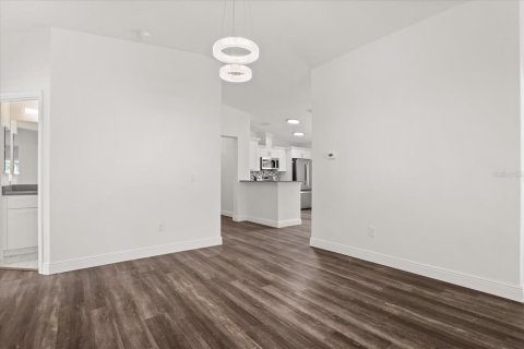 Villa ou maison à vendre à Leesburg, Floride: 4 chambres, 142.23 m2 № 2136785 - photo 6
