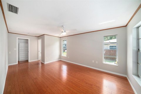 House in Palm Harbor, Florida 2 bedrooms, 151.99 sq.m. № 1777507 - photo 10
