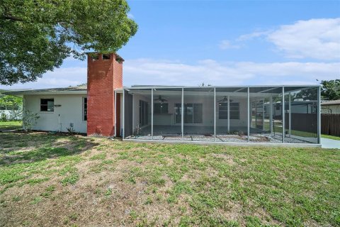 House in Palm Harbor, Florida 2 bedrooms, 151.99 sq.m. № 1777507 - photo 29