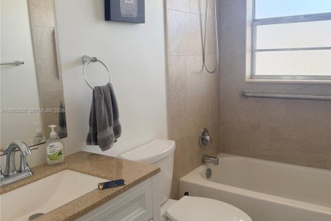 Copropriété à louer à Margate, Floride: 1 chambre, 62.24 m2 № 2056289 - photo 5