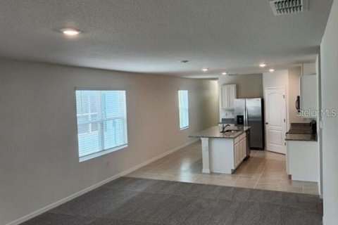 Casa en venta en Kissimmee, Florida, 4 dormitorios, 154.68 m2 № 1918707 - foto 6