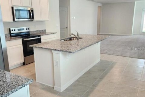 Casa en venta en Kissimmee, Florida, 4 dormitorios, 154.68 m2 № 1918707 - foto 3