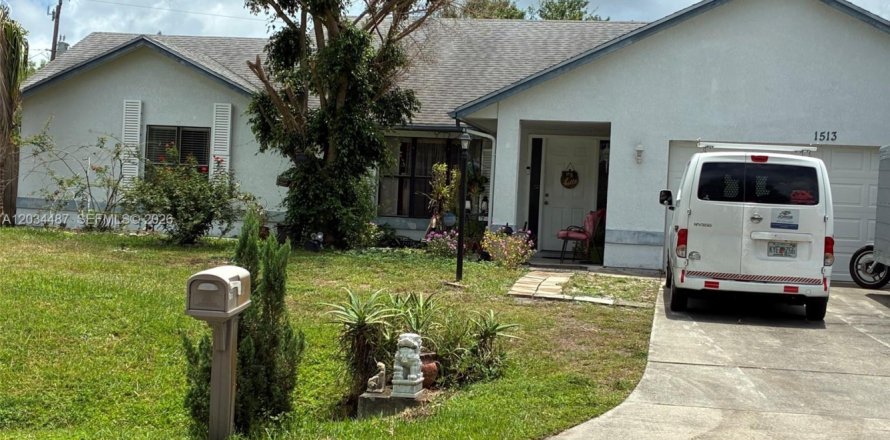 Villa ou maison à Port St. Lucie, Floride 3 chambres, 146.97 m2 № 2190522