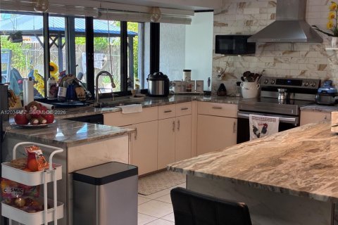 Villa ou maison à vendre à Port St. Lucie, Floride: 3 chambres, 146.97 m2 № 2190522 - photo 5