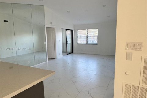 Copropriété à vendre à Lake Worth, Floride: 2 chambres, 97.45 m2 № 2034028 - photo 11