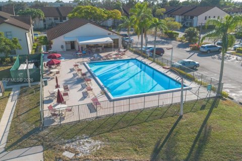 Copropriété à vendre à Lake Worth, Floride: 2 chambres, 97.45 m2 № 2034028 - photo 3