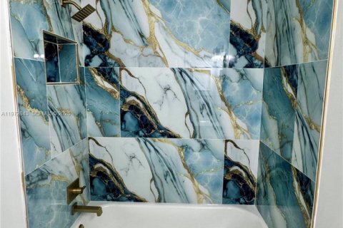 Copropriété à vendre à Lake Worth, Floride: 2 chambres, 97.45 m2 № 2034028 - photo 13