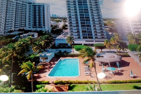 Купить кондоминиум в Майами-Бич, Флорида 2 спальни, 150.41м2, № 2053539 - фото 17