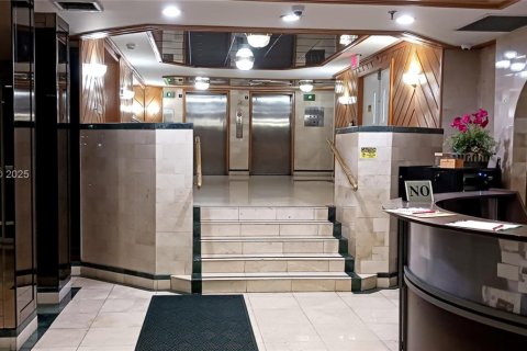 Купить кондоминиум в Майами-Бич, Флорида 2 спальни, 150.41м2, № 2053539 - фото 9