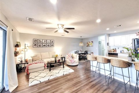 Copropriété à vendre à Gainesville, Floride: 1 chambre, 74.97 m2 № 2098992 - photo 8
