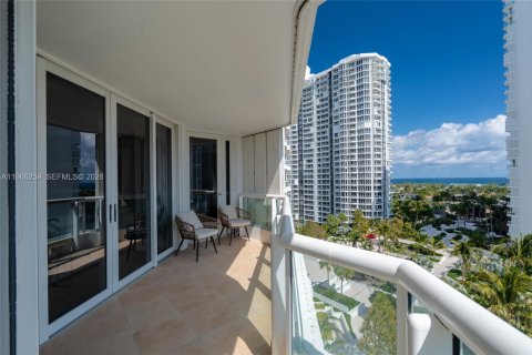 Condominio en alquiler en Aventura, Florida, 3 dormitorios, 157.56 m2 № 2028100 - foto 29