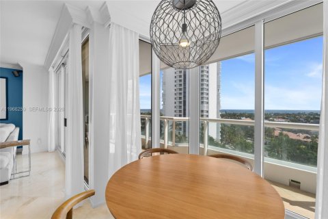 Condominio en alquiler en Aventura, Florida, 3 dormitorios, 157.56 m2 № 2028100 - foto 18