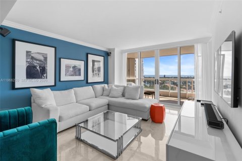 Condominio en Aventura, Florida, 3 dormitorios  № 2028100