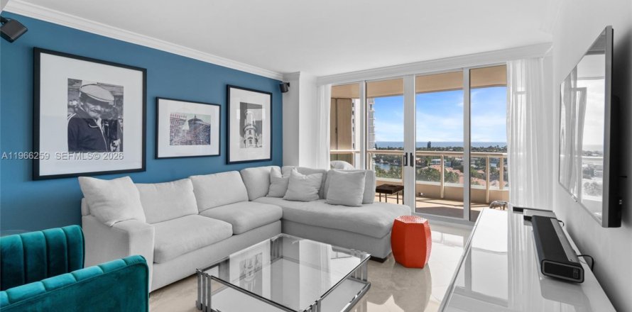 Condominio en Aventura, Florida, 3 dormitorios  № 2028100