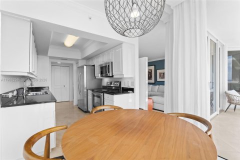 Condominio en alquiler en Aventura, Florida, 3 dormitorios, 157.56 m2 № 2028100 - foto 19