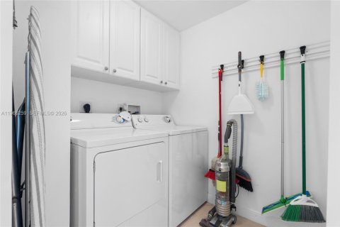 Condominio en alquiler en Aventura, Florida, 3 dormitorios, 157.56 m2 № 2028100 - foto 26